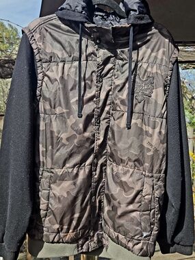 Zoo York Camo Puffer Jacket Hoodie - Size L - FLAWED / READ DESCRIPTION!